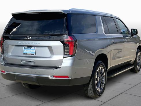 Certified 2026 Chevrolet Suburban LS image 24
