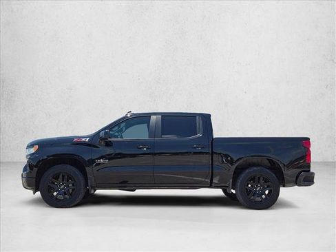 Used 2024 Chevrolet Silverado 1500 RST w/ Z71 Off-Road Package AWD/4WD image 9