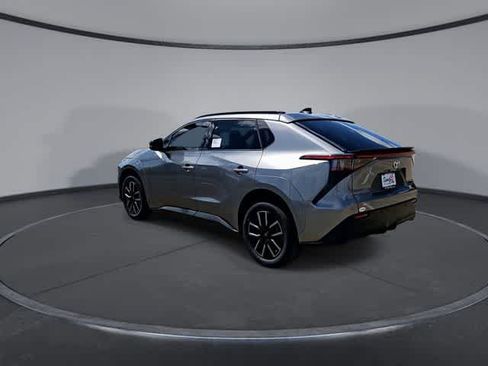 New 2026 Toyota bZ FWD image 6