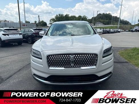 Used 2023 Lincoln Nautilus AWD w/ Premium Package image 11