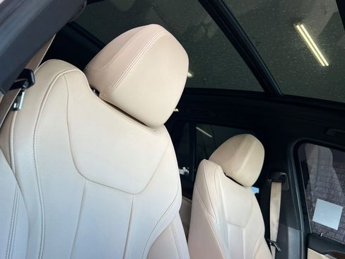 Used 2019 BMW X3 xDrive30i w/ Premium Package image 17