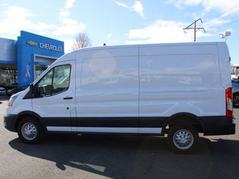 Used 2023 Ford Transit 350 Medium Roof AWD image 5