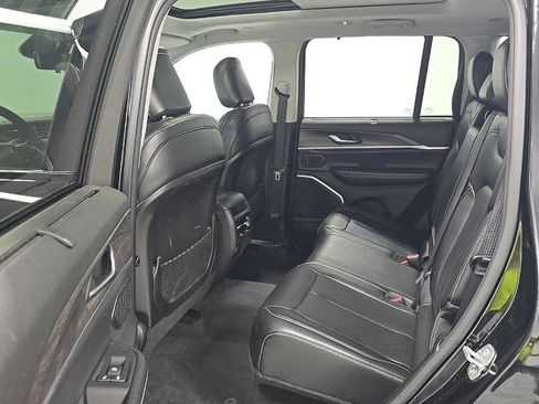 Used 2023 Jeep Grand Cherokee 4WD 4xe w/ Luxury Tech Group II image 10