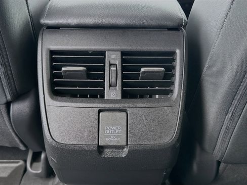 Used 2021 Honda Clarity Plug-In Hybrid image 16