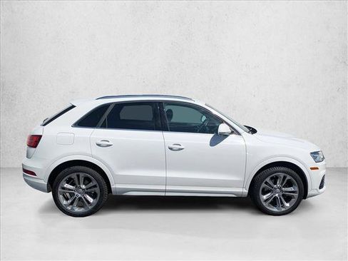 Used 2016 Audi Q3 2.0T Premium Plus w/ Technology Package AWD/4WD image 4