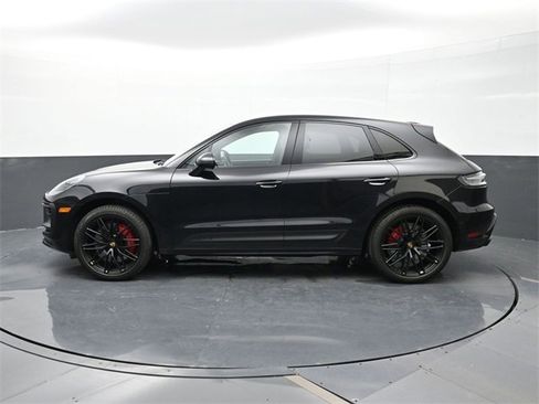 Used 2023 Porsche Macan GTS image 2