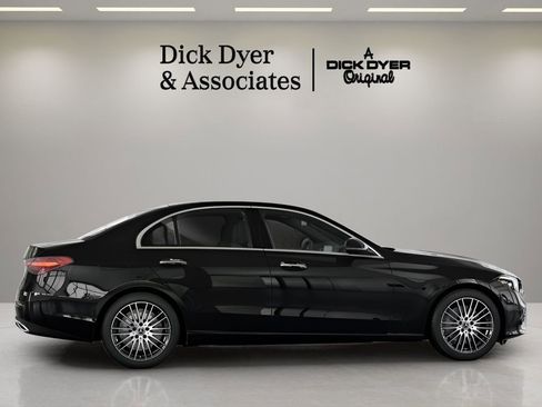 Used 2025 Mercedes-Benz C 300 Sedan image 12