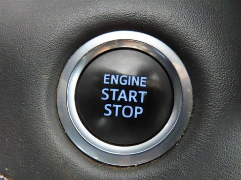 Used 2021 Toyota Highlander XSE FWD image 20