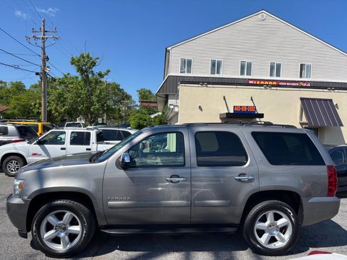 Used 2008 Chevrolet Tahoe LT w/ LT Preferred Equipment Group AWD/4WD image 8