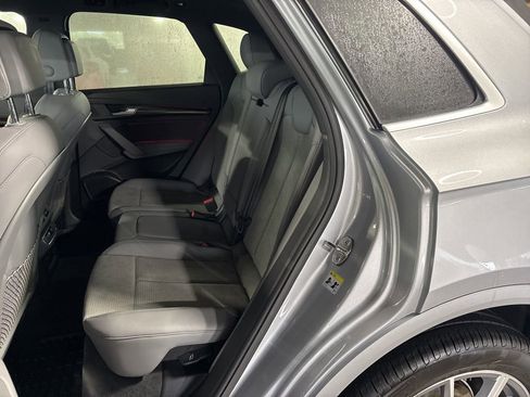 Used 2025 Audi SQ5 Premium Plus w/ Premium Plus Package image 14