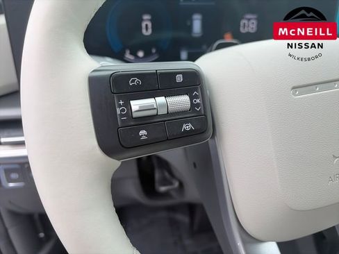 Used 2025 Hyundai Santa Fe SEL AWD/4WD image 27
