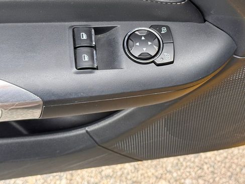 Used 2024 Ford Mustang Coupe image 12