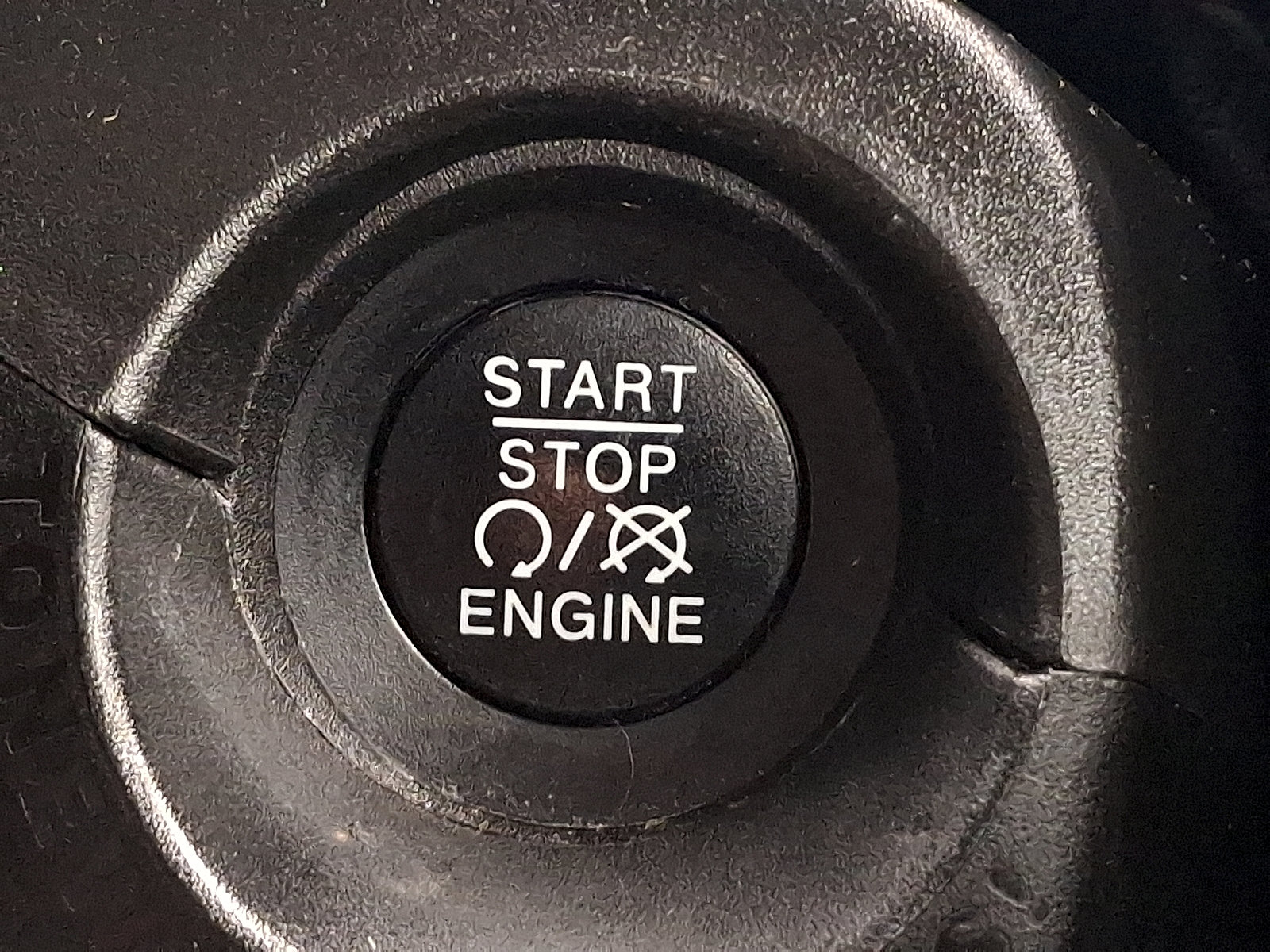 Certified 2018 Jeep Renegade Latitude AWD/4WD image 23