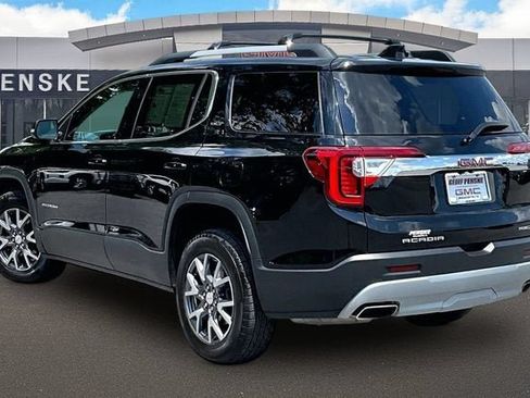 Used 2023 GMC Acadia SLT w/ Preferred Package AWD/4WD image 12