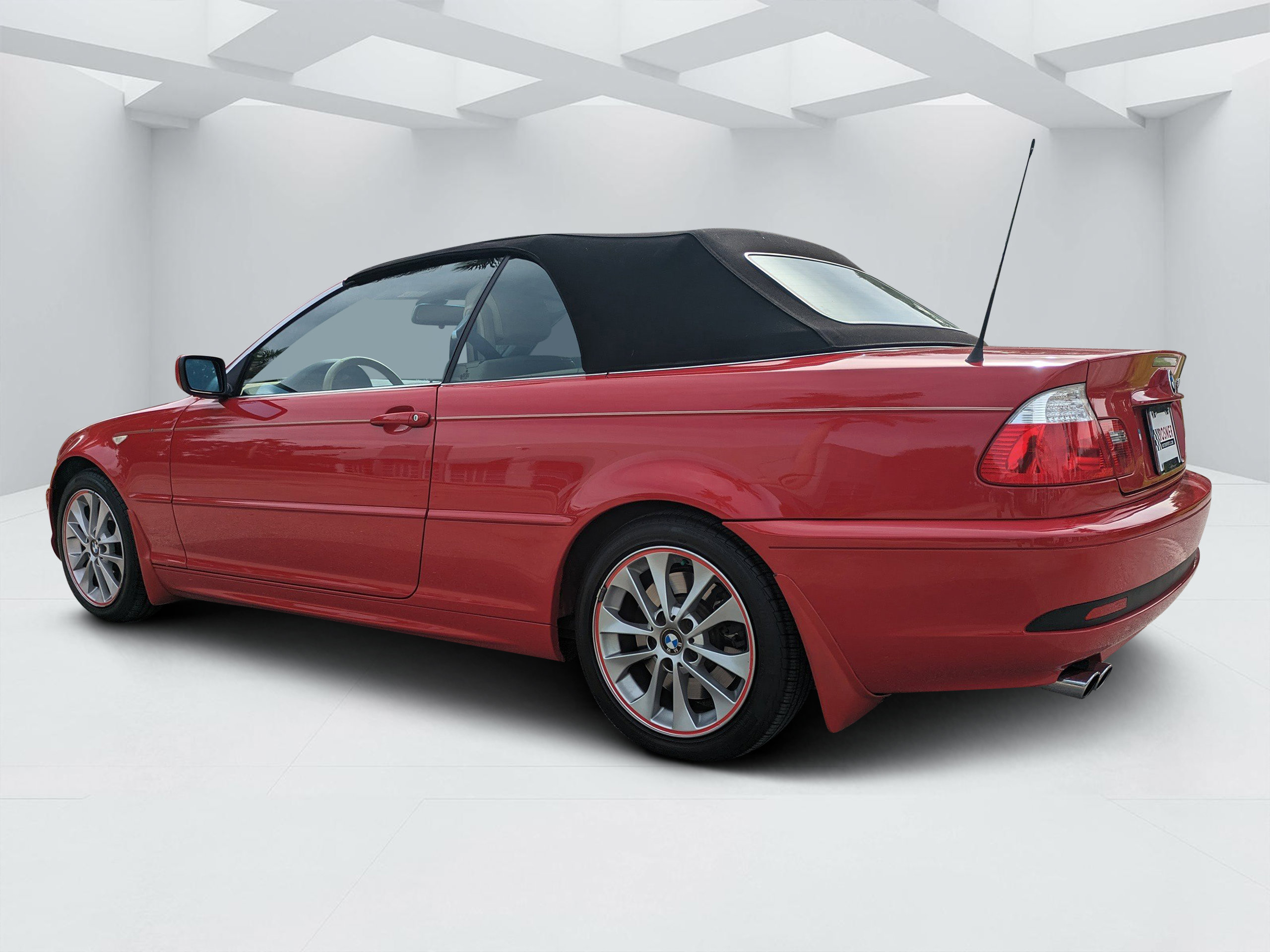 Used 2005 BMW 330Ci Convertible RWD image 5