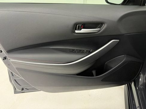 Used 2025 Toyota Corolla SE FWD image 30