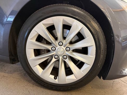 Used 2017 Tesla Model S 75D AWD/4WD image 30