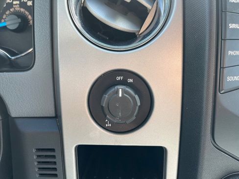 Used 2013 Ford F150 XLT w/ Mid Equipment Group RWD image 15