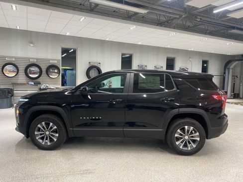 New 2026 Chevrolet Equinox LT image 9