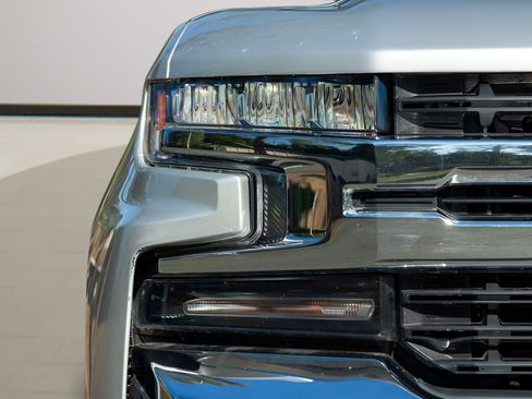 Used 2020 Chevrolet Silverado 1500 LT w/ All-Star Edition image 9