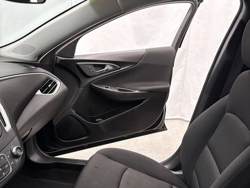 Used 2023 Chevrolet Malibu LT w/ Driver Confidence Package FWD image 21