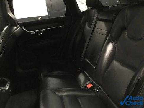Used 2020 Volvo V90 T6 Cross Country image 30