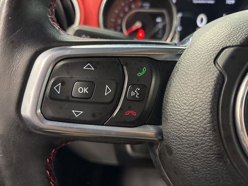Used 2020 Jeep Gladiator Rubicon AWD/4WD image 39