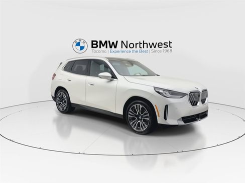 New 2026 BMW X3 xDrive30 w/ Premium Package image 6