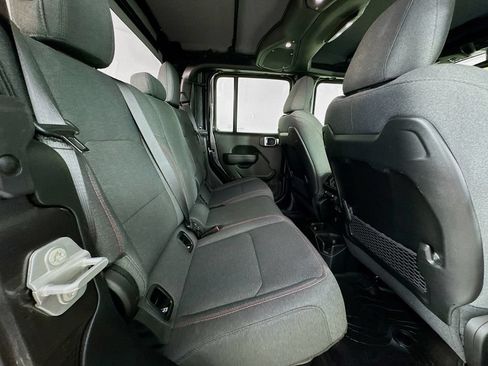 Used 2025 Jeep Gladiator Rubicon w/ Safety Group AWD/4WD image 35