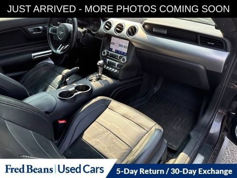 Used 2022 Ford Mustang GT Premium w/ Equipment Group 401A RWD image 11