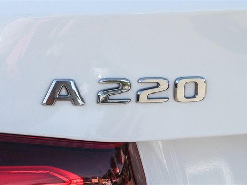 Used 2019 Mercedes-Benz A 220 A 220 image 12