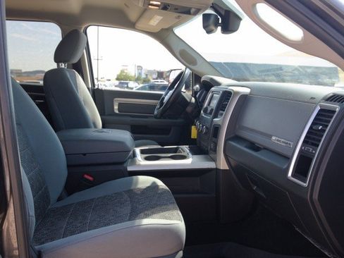 Used 2018 RAM 2500 Big Horn AWD/4WD image 31