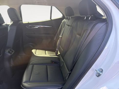 Used 2023 Buick Envision Essence AWD/4WD image 13
