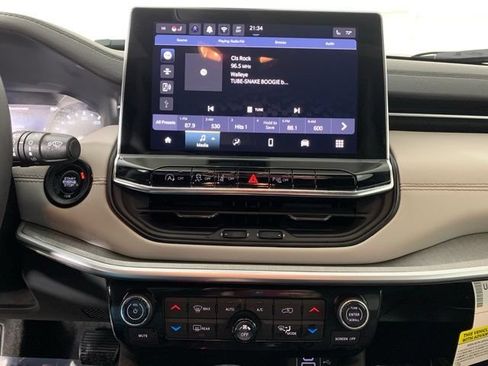 New 2026 Jeep Compass Limited AWD/4WD image 13