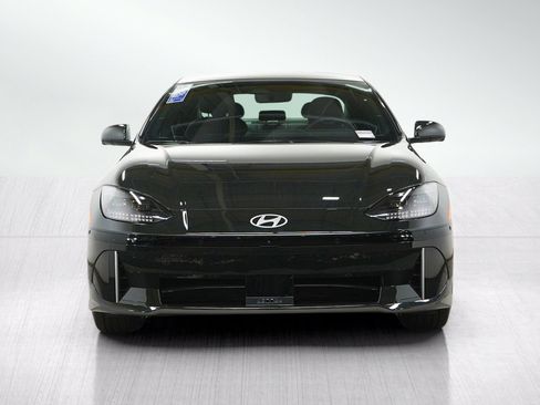 Certified 2023 Hyundai Ioniq 6 Limited AWD/4WD image 8