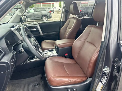 Certified 2022 Toyota 4Runner Limited AWD/4WD image 13