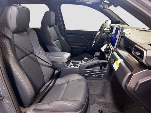 New 2026 Toyota 4Runner TRD Off-Road Premium AWD/4WD image 27
