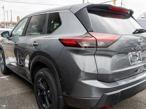 New 2026 Nissan Rogue SV image 5