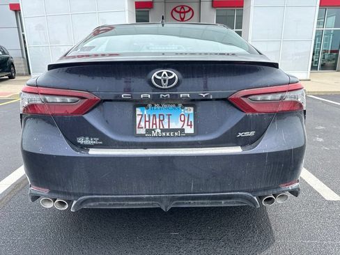 Used 2022 Toyota Camry XSE FWD image 5