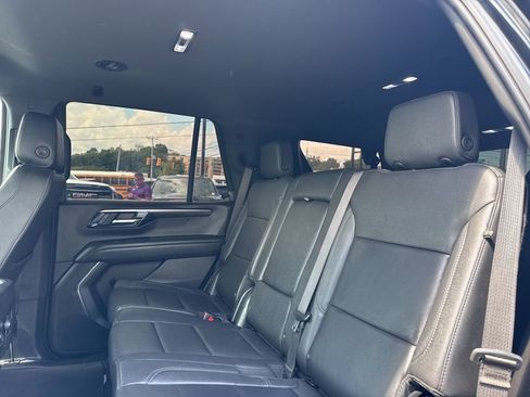 Used 2025 Chevrolet Tahoe Z71 AWD/4WD image 30
