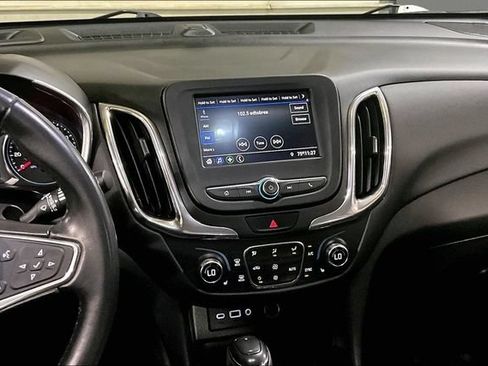 Used 2020 Chevrolet Equinox LT AWD/4WD image 30