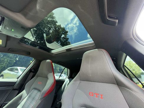 Used 2024 Volkswagen GTI SE FWD image 11