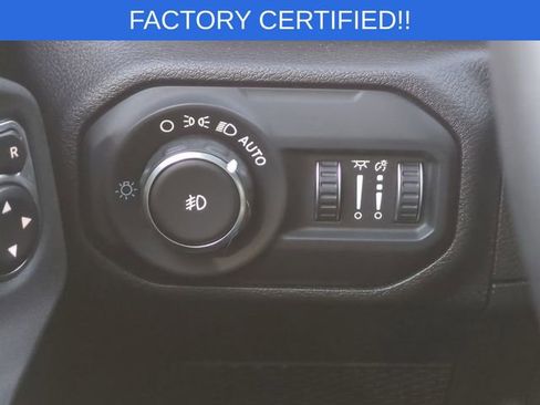 Certified 2021 Jeep Wrangler Willys image 21