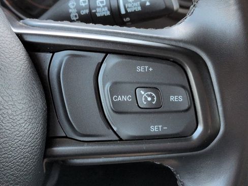 Used 2022 Jeep Wrangler Unlimited Sport AWD/4WD image 26
