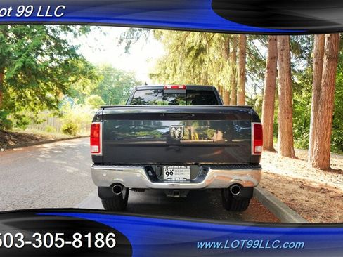 Used 2018 RAM 1500 Laramie w/ Convenience Group AWD/4WD image 10