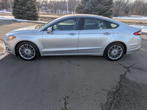 Used 2015 Ford Fusion SE w/ Equipment Group 202A image 6