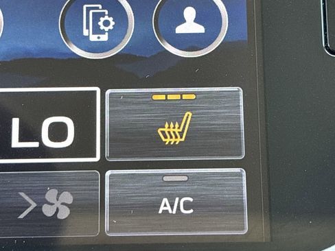 Used 2023 Subaru Outback Limited image 26