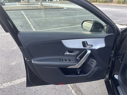 Used 2022 Mercedes-Benz A 220 image 13