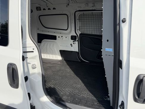 Used 2019 RAM ProMaster City Tradesman FWD image 20