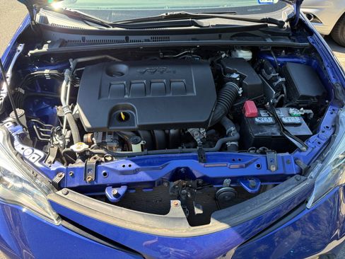 Used 2018 Toyota Corolla SE FWD image 20